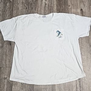 Vintage 1997 front pockets Fish graphic t-shirt